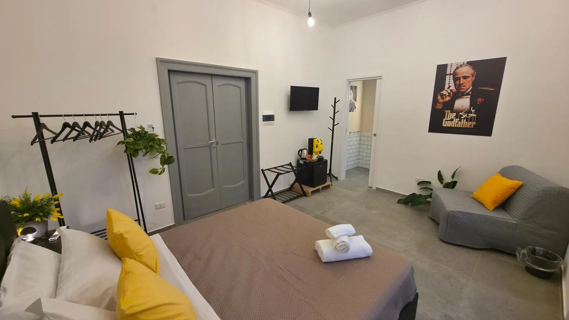 Napoli Movie Apartments Guest house Naples