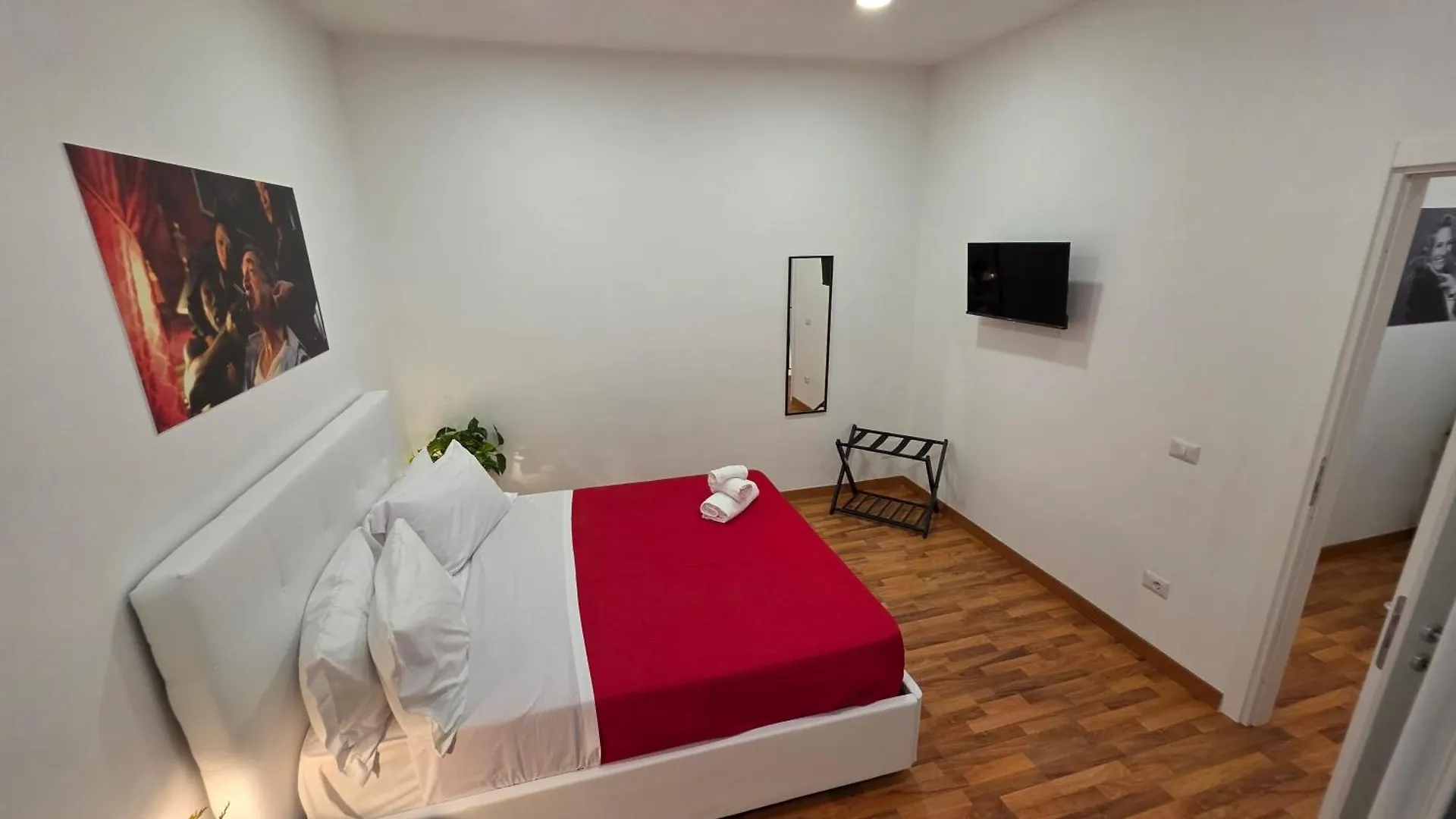 Napoli Movie Apartments Naples