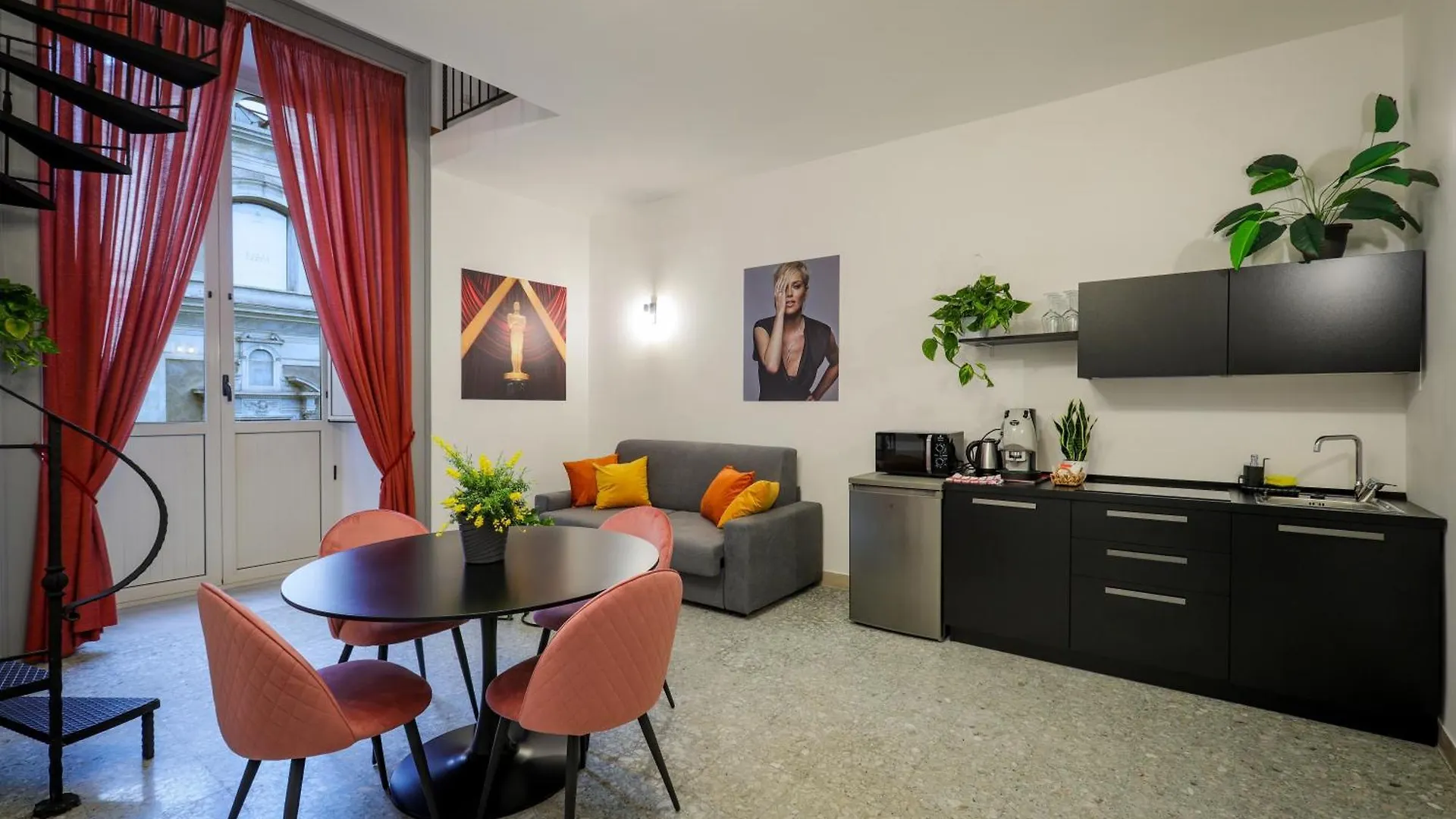 Napoli Movie Apartments Naples