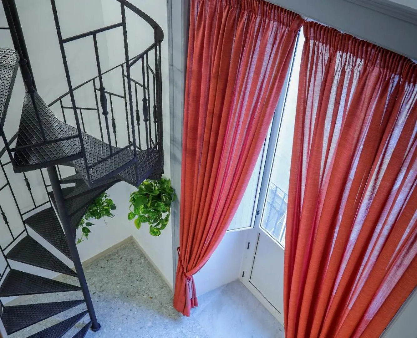 Napoli Movie Apartments 0*, Naples Italy