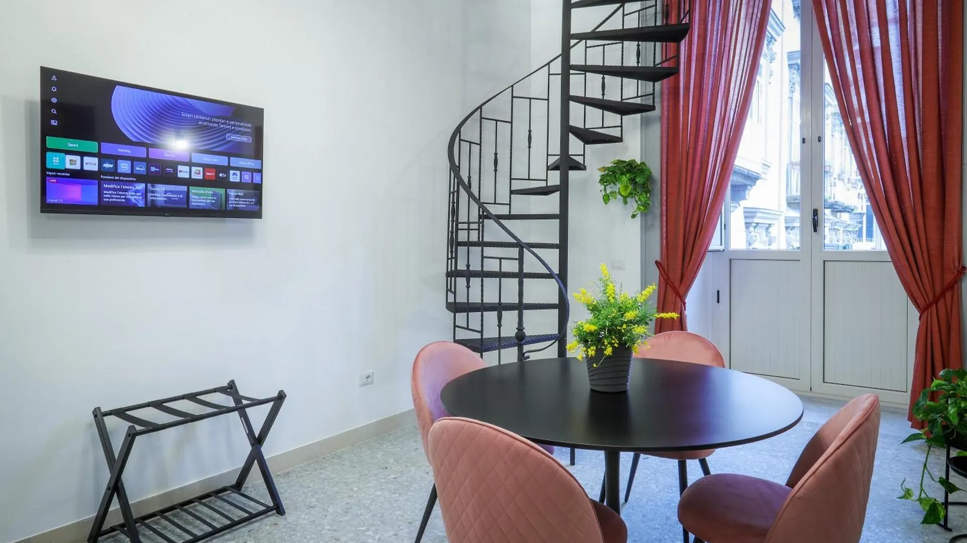 Casa de hóspedes Napoli Movie Apartments