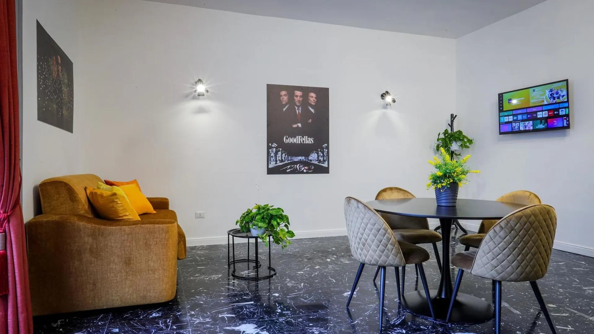 Napoli Movie Apartments 0*, Neapol Itálie